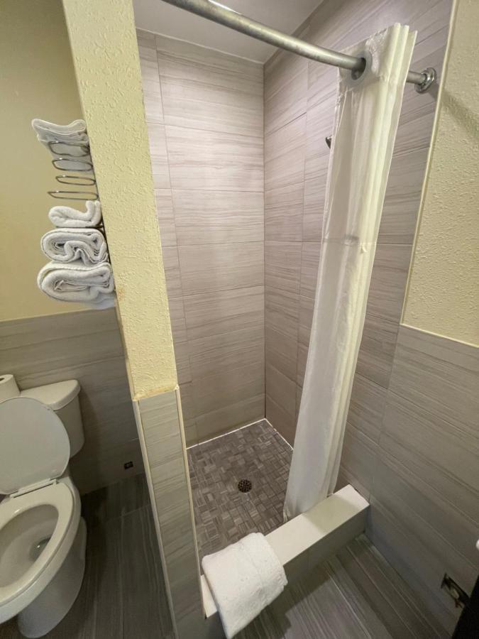 צ'יקופי Express Inn מראה חיצוני תמונה